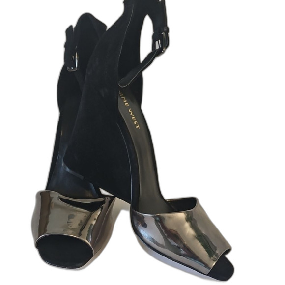 Nine West Black and Silver Stiletto Heels - Picture 4 of 13